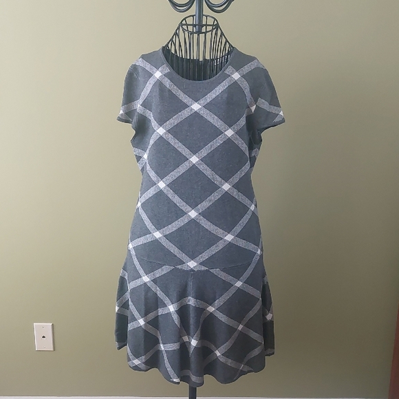 Dex Dresses & Skirts - Dex, Size L, Charcoal and Light Gray Checkered Dress